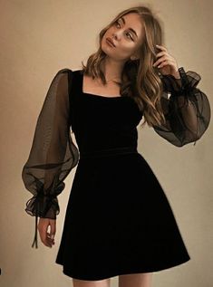 Elegant Dresses Dinner, Prom Dress Elegant, Dresses Dinner, Mini Prom Dresses, Prom Dresses Elegant, Black Dresses Classy, Evening Dress Fashion, Short Prom Dress, Short Prom