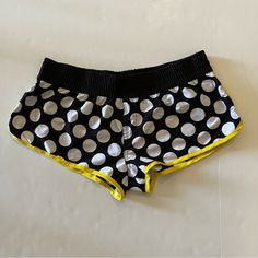 New With Tags Black And White Polka Dot Activewear Short Shorts Size L 100% Polyester Summer Stretch Polka Dot Bottoms, Casual Polka Dot Short Bottoms, Casual Polka Dot Beach Bottoms, Fitted Polka Dot Short Bottoms, Black Letter Print Sportswear Shorts, Black Graphic Print Shorts, Black Shorts With Graphic Print, Relaxed Fit, Black Graphic Print Sports Shorts, Chubbies Shorts