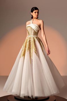 Gold embroidered pleated tulle dress - HerTrove White And Gold Dress Long, Gold Dress Wedding, White And Gold Gown, Gold And White Dress, Pleated Tulle Dress, Ceremonial Dress, Fun Dresses, White Gold Dress, Evening Wear Dresses