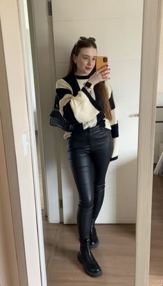 Outfits 30s, Outfits Casuales, Cold Day, New Outfits, Chic Outfits, Winter Outfits, Vintage Outfits, Casual Outfits, Ootd