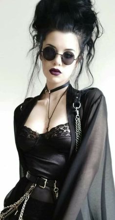 Dark Goddess Fashion, Types Of Gothic Fashion, Gothic Chic Aesthetic, Millenial Alt Fashion, Witchy Wedding Guest Outfit, Summertime Goth Outfits, Black Dress With Chains, Witch Aesthetic Fashion Outfit, Whimisigothic Clothes