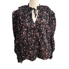 New With Tags! Free People Long Sleeve Black And Purple Floral Blouse Top - Puff Shoulder Sleeves - 100% Cotton - Size Small Purple Floral Print Top For Daywear, Purple Blouse For Fall Daywear, Peplum Wrap Top, Blush Pink Top, Ruffle Top Blouses, White Linen Blouse, Cutout Blouse, Floral Ruffle Top, Free People Long Sleeve