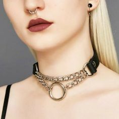 Color:Black/Transparent Material:Faux leather and metail chain. Fastens at the back, with o-ring and 2 chains on the front (perfect for attaching a lead). Collar measures 20mm wide and 40cm long. Package include:1 pc Collar Necklace Choker, Layer Chain, Day Collar, Layered Chains, Gothic Girls, Choker Collar, Fashion Jewelry Necklaces, Collar Necklace, O Ring