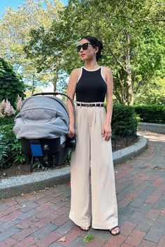 J. Crew tank top restock casual petite outfit Casual Trousers Outfit, Soft Gamine, Trouser Outfit, Weather Wear, Women Outfits, Petite Women, Petite Outfits, White Tank Top, White Tank