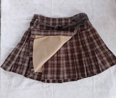 New wool mini skirt River Woods size 8UK, 4US, 36Fr, 40It., length - 41cm Winter Mini Skirt, Winter Mini Skirts, Mini Rock, Rock River, Wool Mini Skirt, Womens Skirts, Wool Skirt, Wool Skirts, Circle Skirt