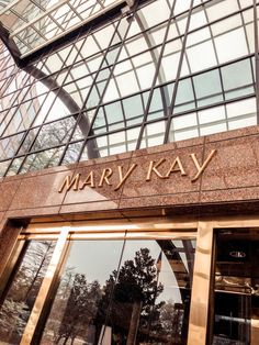 Mary Kay Marketing, Mary Kay Ash, Mary Kay Consultant, Vision Board Images, What Is Science, Beautiful Office, Mary Kay Business, Pink Cadillac, Lip Gloss Colors