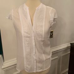 H & M White/Creme Blouse Size 8 New With Tags White Cream, Cream White, H&m, Top Blouse, Blouses, Womens Tops, Cream, Tags, Women Shopping