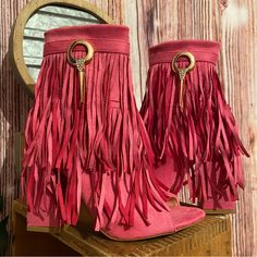 Faux Suede Hot Pink Fringe Ankle Boot Size 38 (7.5) Zippered Side 4” Heel 2 Rows Of Fringe On Boot Goldtone & Rhinestone Detail These Boots Are Seriously Cute! New In Box Smoke Free Environment Reasonable Offers Always Welcome Thank You For Shopping Stella’s Closet Hot Pink Boots, Fringe Ankle Boots, Funky Shoes, Pink Boots, Denim Skirt Women, Country Concert, Beautiful Boots, Skirt Women, Bodycon Dresses