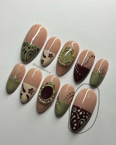 Earthy Nail Ideas, Fall Nail Designs Classy, Fun Fall Nail Designs, Corset Nails, Vintage Nails, Dope Nail Designs, Pretty Nail Designs