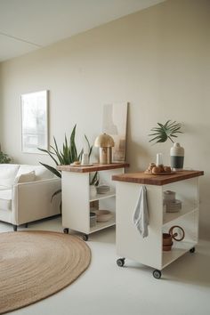 Future Apartment Decor Trends for Studios Studio Apartment Hacks, Apartment Layout Ideas, Apartment Hacks, Floating Desk, Studio Apartment Layout