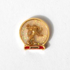 Harry Potter Gryffindor Snow Globe Charm– Think Goodness Gryffindor Crest Necklace, Lion Crest, Harry Potter Stories, Silver Gold Necklace, Owl Collection, Living Locket, Harry Potter Gryffindor, Origami Owl Jewelry, Floating Charms