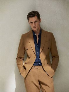 Herren Style, Tan Suit, Formal Men Outfit, Classy Suits, Men Stylish Dress, Brown Suits, Cool Outfits For Men, Men’s Suits