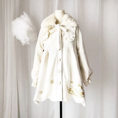 ❤Ruffle Lapel Snow Rabbit Coat with Fur Collar❤




Unit (cm)
 S.
 Length 78 Bust 90 Shoulder width 37 Sleeve length 60
 M.
 Length 80 Bust 96 Shoulder Width 38 Sleeve Length 61
 L.
 Length 82 Bust 100 Shoulder width 39 Sleeve length 62 White Long Sleeve Outerwear With Ruffles, White Ruffled Long Sleeve Outerwear, Cream Ruffled Outerwear For Winter, Long Sleeve Outerwear With Lace Collar For Fall, Cream Ruffled Winter Outerwear, Winter Cream Outerwear With Ruffles, Fall Long Sleeve Outerwear With Lace Collar, Fall Outerwear With Lace Collar And Long Sleeves, Vintage Ruffled Winter Outerwear