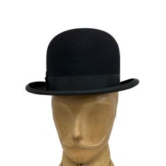 Vintage 1950s STETSON Black Felt Bowler Derby Hat MENS 7 1/8 Standard  Quality in good shape- outside crown has a small break but you can barely see it. The brim is nice, and the white satin lining is perfect. The leather hat band has separated at the back seam has separated. Overall, it is very wearable and in very good condition for its age. This can pass for a Victorian bowler for the costume as well. Approximate Measurements  - Brim:1 7/8" crown height - 5 " Condition -  * Vintage Artist Gif Classic Cloche Felt Hat, Classic Fitted Cloche Hat Bands, Classic Cloche Top Hat, Classic Fitted Cloche Top Hat, Classic Hats With Curved Brim For Vintage Events, Classic Curved Brim Hats For Vintage Events, Vintage Black Hat With Flat Crown, Vintage Formal Hat With Short Brim, Classic Black Cloche Hat