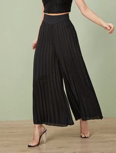 High Waist Pleated Wide Leg Pants. Color: Black Pleated Wide Leg Pants, Stile Hijab, Casual Wide Leg Pants, Pantalon Large, Pleated Pants, 가을 패션, Type Of Pants, Bottom Clothes, Looks Style