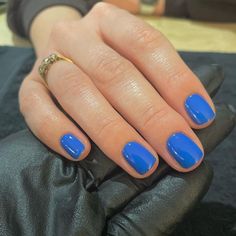 Bright Blue Gel Nails, Blue Gel Nails Short, Blue Natural Nails, Natural Nails Gel, Gell Nails, Blue Manicure, Future Nails, Fresh Nails, Nail Summer