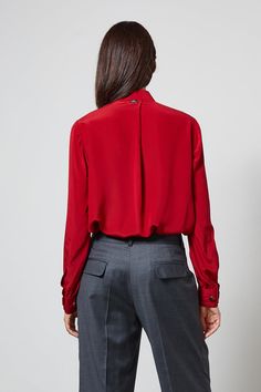 Intense Red crepe 100% silk. Red Silk Blouse, Professional Wear, Red Blouse, Yellow Shirts, Red Silk, Red Blouses, Cool Suits, Silk Shirt, Metal Buttons