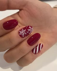 #christmasnails Hashtag auf Instagram • Fotos und Videos Xmas Nails, Almond Nails, Christmas Nails, Nail Inspo, Nail Designs, Nail Art, Nails, Makeup, Instagram