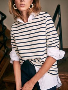 Tgif, Top 20, Parisian Style, Look Fashion, Striped Shirt, Hands On, Work Outfit