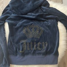 Juicy Couture Tracksuit, These Run A Bit Small, So Order A Size Larger Then Usual. Juicy Couture Aesthetic, 2000s Tracksuit, Thrift Manifestation, Juicy Couture Clothes, Juicy Tracksuit, Fashion Thrift, Couture Clothes, Juicy Couture Tracksuit, Clothes Board