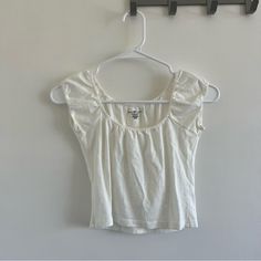 Like New, Never Worn Cute Baby Tee One Size Cute Fitted Cream Tops, Cute Fitted Everyday Tops, Fitted Cream Cute Tops, Cute Fitted Tops For Everyday, Trendy Off White Top For Day Out, Fitted Cute Tops For Everyday, Trendy Off White Tops For Day Out, Fitted Off White Cotton Top, White Fitted T-shirt For Day Out