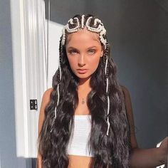 Holds On A Clasp Mermaid Hairdo, Hair Runway, Avant Garde Hair, Hair Chain, Extension Hair, Hair Chains, Editorial Hair, Braids With Extensions, Hair Shows