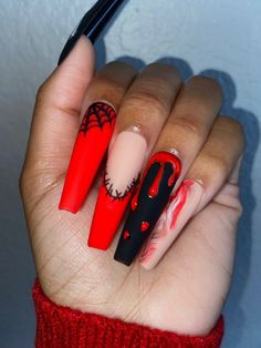 Halloween Horror Nights Nails, Halloween Scary Nails, Halloween Themed Nails Acrylic, Red Halloween Nails Acrylic, Glamgoth Nails, Nail Sizing Kit, Scary Nails, Cute Halloween Nails, 2024 Halloween