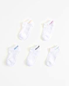 5-pack of classic ankle socks in a super soft fabric with logo stitching detail. Size S/M socks are designed to fit US shoe size 10-1 and Size L/XL socks are designed to fit US shoe size 2-6. White Sporty Everyday Socks, Sporty White Lightweight Socks, Sporty White Fade-resistant Socks, Newborn White Socks, White Non-slip Sporty Socks, Cologne Collection, Perfume Sale, Abercrombie Kids, Kids Items