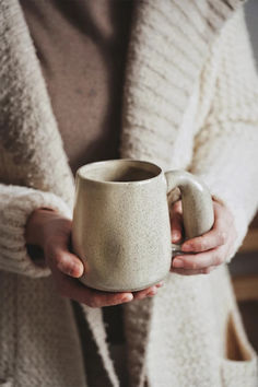 Cozy Hygge Vibes And Retro Style Pottery Ceramic Cup With Oversized Handle And Organic Shape Decor Pottery Mug Photography, Product Photography Mug, Coffee Shop Mugs, Pottery Coffee Cup, Mugs Photoshoot, Mug Product Photography, Pottery Styles, Coffee Mugs Aesthetic, Coffee Shoot