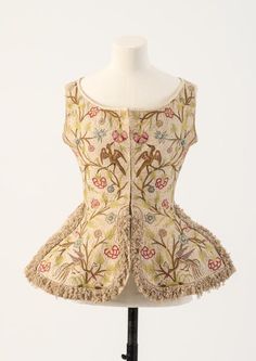 1700 Fashion, Fashion Museum, History Of Fashion, Womens Waistcoat, 18th Century Dress, Rococo Fashion, 18th Century Clothing, Museum Fashion, 18th Century Fashion