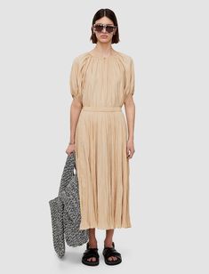 Silk Habotai Sully Skirt in Beige | JOSEPH US Texture Product, Joseph Fashion, Silk Midi Skirt, Habotai Silk, Knitwear Dress, Knitwear Tops, Blouse Dress, Jacket Tops, Summer Collection