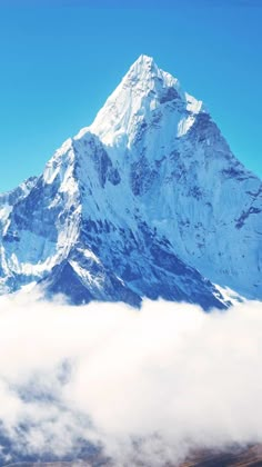 a mountain with the words mount everest is bigger now than the last time it was measured