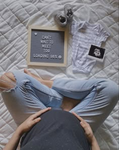 #babyloading #momstobe #lovely #baby #babyboy Weekly Pregnancy Photos, Diy Maternity Photos, Baby Bump Photoshoot, Baby Bump Pictures, Bump Pictures, Pregnancy Belly Photos, Cute Pregnancy Pictures, Maternity Photography Poses Couple, Pregnancy Photos Couples