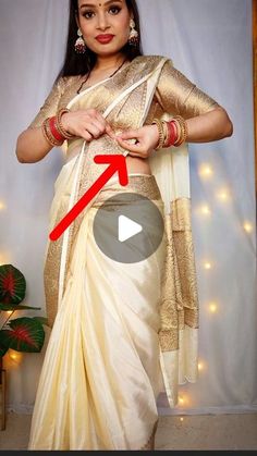 New Sarees 2024, Silk Saree Wearing Styles Ideas, Open Pallu Saree Draping, Off Saree Designs, Sidha Pallu Saree Style, Open Pallu Saree Style, Off Saree Models, Simple Blouse Designs For Silk Saree, Saree Wrapping Ideas