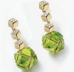 Peridot Jewelry, Fabulous Jewelry, Jewelry Photography, I Love Jewelry, Dream Jewelry, Gift For Girlfriend, Exquisite Jewelry, Cute Jewelry, Girlfriend Gifts