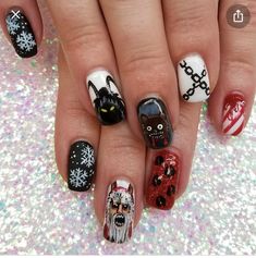 Krampus Nails, Blood Nails, Monster Nails, Xmas Nail Art, Hair And Nail Salon, Hello Nails, Creepy Christmas, Nail Art Designs Summer, Black Nail Designs