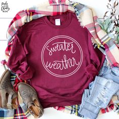 Fall Sweaters Vinyl, Vynal Projects, Fall Shirt Ideas, Free Silhouette Cut Files, Sweater Ideas, Cricut Air, Fall Shirts Women, Thankful Shirt, Silhouette Tutorials