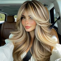 butterfly cut, 2024 hair trends for women, butterfly haircut, layered hair Butterfly Haircut Balayage Blonde, Butterfly Cut With Highlights, Multi Dimensional Hair, Butterfly Haircut Blonde Highlights, Blonde Butterfly Cut, Blond Butterfly Cut, Hair Cuts For Long Hair Butterfly, Butterfly Layers, Popular Hairstyles For 2024