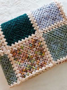 Solid Color Crochet Granny Squares, Infinite Granny Square Blanket, Single Color Granny Square, Rectangle Granny Square Blanket, Patchwork Granny Square Blanket, Granny Square Throw Blanket, Sock Yarn Blanket, 2024 Crochet, Crochet A Granny Square