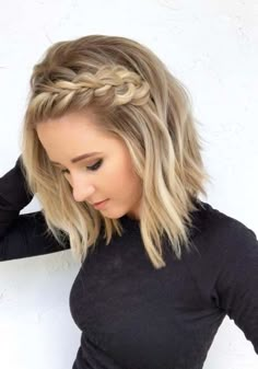 Bob Balayage, Haircut Bob, Pretty Braids, Fishtail Braids, Short Blonde Haircuts, Prom Hairstyles For Short Hair, Short Braids, Peinados Fáciles Para Cabello Corto, Penteado Cabelo Curto