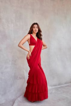 Saree Bridesmaid, Red Sari, Sari Design, Bridesmaid Saree, Pooja Hegde