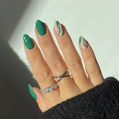 St Patricks Nail Designs, Shamrock Nails, Irish Nails, Saint Patrick Nail, St Patricks Day Nails, Cute Gel Nails, Nails 2023, Dipped Nails