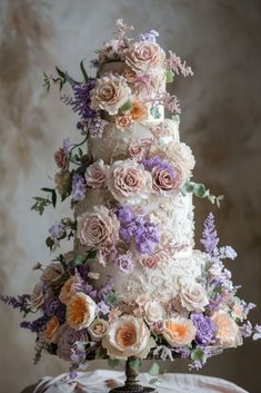 Vintage Wedding Cake Ideas, Victorian Wedding Cakes, Victorian Cakes, Art Deco Wedding Cake, Antique Cake, Victorian Style Wedding, Royal Wedding Cake