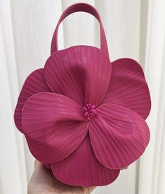 this is a beautiful faux leather bag with a stunning 3D flower front. She comes with satin inner bag and long shoulder chain. 3d Printed Fashion, Flower Clutch, Bags For Women Fashion, Flowers Hanging, Wedding Coat, Classy Looks, Flower Bucket, Printed Fashion, Petal Flower