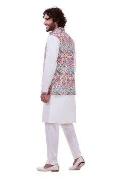 White Nehru jacket with thread embroidery in floral pattern. - Aza Fashions Kurta Set Men, Nehru Jacket For Men, Kurta Set For Men, Rohit Bal, Wool Embroidery, Nehru Jacket, Tarun Tahiliani, Nehru Jackets, Thread Embroidery