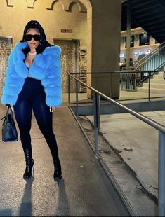 Boujee Outfits Aesthetic, Blue Outfit Ideas Black Women, Bubble Coat Outfit, Blue Outfit Black Women, Blue Fur Coat Outfit, Simple Club Outfits, Boujee Winter Outfits, Bubble Coat, Classy Winter Outfits