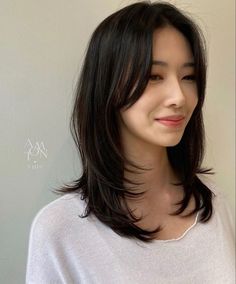 Long Hairstyles For Girls, Rachel Vennya, Haircuts For Medium Length Hair, Layered Haircuts For Medium Hair, Hairstyles For Girls, Transparent Dress, Hair Idea