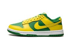 The Nike Dunk Low “Reverse Brazil” is a two-tone, yellow-and-green colorway of the retro basketball shoe that flips the color scheme of the model’s popular “Brazil” style.  As its name suggests, the “Reverse Brazil” reverses the color coordination of the “Brazil” Dunk, and it doesn’t miss the mark.  The shoe features Yellow Strike leather overlays and Swoosh branding on an Apple Green-colored leather base.  A green “Nike” logo is embroidered on the yellow leather heel tab.  Classic “Nike” detail Brazil Dunks, Adidas Sl 72, Nike X Travis Scott, Retro Basketball Shoes, Baskets Adidas, Adidas Spezial, Dunks Nike, Nike Dunk High, Nike Shox