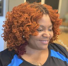 Curly Hairstyles Black Hair, Sisterloc Styles, Black Woman Short Hair, Lox Styles, Tiny Locs, Microlocs Styles, Microloc Styles, Hair Cut Styles