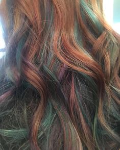 Oil slick hair redhead Auburn Oil Slick Hair, Red Oil Slick Hair, Oil Slick Hair Color Light Brown, Peekaboo Oil Slick Hair, Peekaboo Hair Color Redhead, Oil Slick Hair Color, Oil Slick Hair, Slick Hair